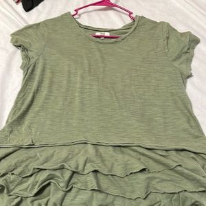 Short sleeve dress shirt